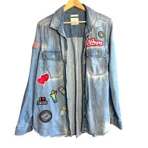American Eagle Distressed Denim Button-Up Shirt Fun Patches | Size M